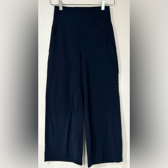Lululemon Align Wide Leg Crop 23" in True Navy 4 - Picture 1 of 8